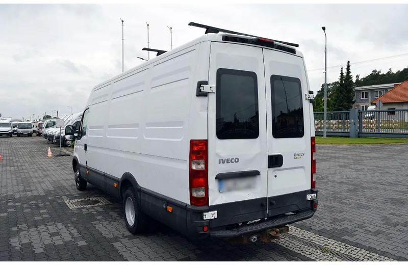 Iveco Daily 35C15 Blaszak L4H2 Brygadówka 6-seater Doka Dubel Cabin - Micro-ônibus, Furgão de passageiros: foto 3 Iveco Daily 35C15 Blaszak L4H2 Brygadówka 6-seater Doka Dubel Cabin - Micro-ônibus, Furgão de passageiros: foto 3