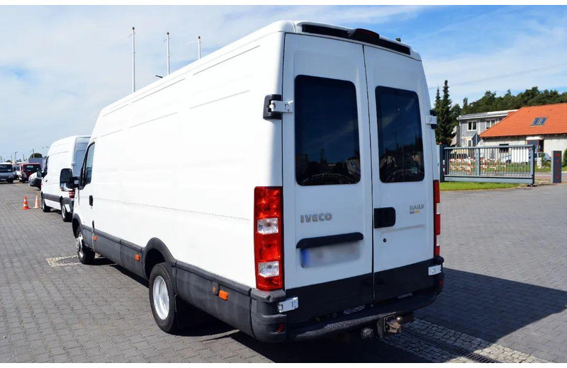 Iveco Daily 35C15 Furgon L4H3 Brygadówka 6-seater Doka Doubel Cabin - Micro-ônibus, Furgão de passageiros: foto 4 Iveco Daily 35C15 Furgon L4H3 Brygadówka 6-seater Doka Doubel Cabin - Micro-ônibus, Furgão de passageiros: foto 4