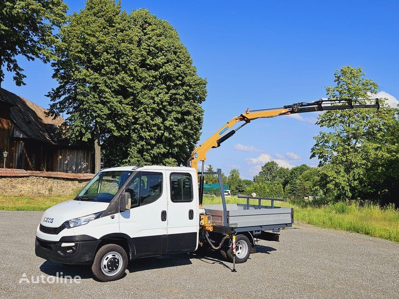 Iveco Daily 35c-15 Doka flatbed + crane Effer - Furgão caixa aberta, Carrinha cabine dupla: foto 4 Iveco Daily 35c-15 Doka flatbed + crane Effer - Furgão caixa aberta, Carrinha cabine dupla: foto 4