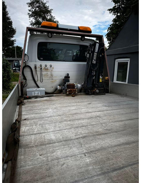 Iveco Daily 70C17 - Car transporter + crane - Caminhão transporte de veículos: foto 4 Iveco Daily 70C17 - Car transporter + crane - Caminhão transporte de veículos: foto 4