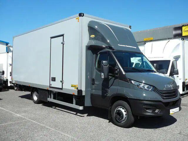 Iveco Daily 70C18 - Koffer+tail lift - Carrinha de contentor: foto 3 Iveco Daily 70C18 - Koffer+tail lift - Carrinha de contentor: foto 3