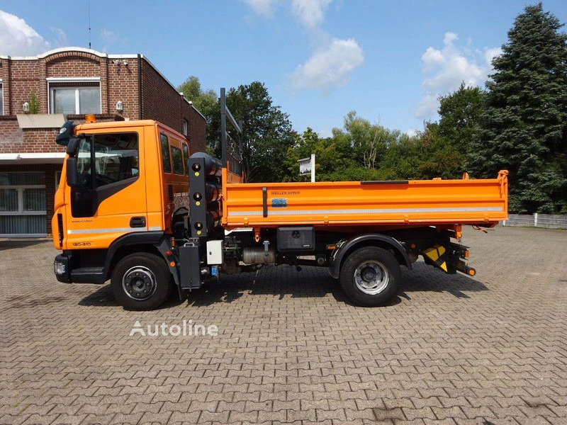 Caminhão basculante Iveco Eurocargo 120-210 - 3 way tipper truck: foto 6 Caminhão basculante Iveco Eurocargo 120-210 - 3 way tipper truck: foto 6
