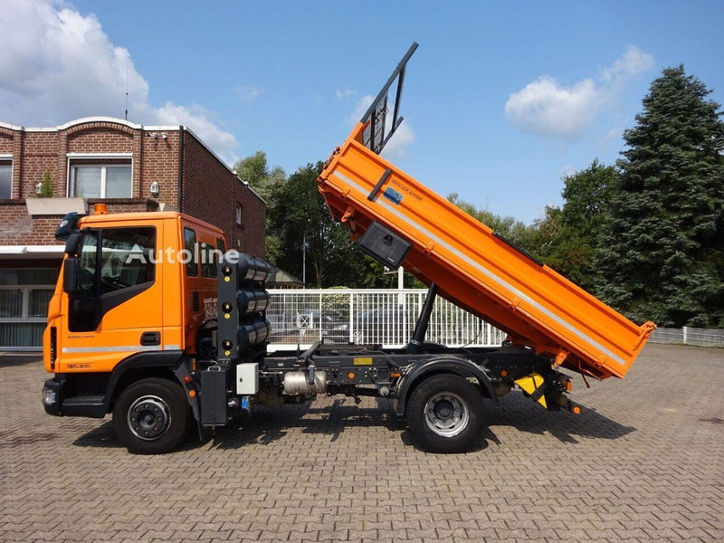 Caminhão basculante Iveco Eurocargo 120-210 - 3 way tipper truck: foto 12 Caminhão basculante Iveco Eurocargo 120-210 - 3 way tipper truck: foto 12