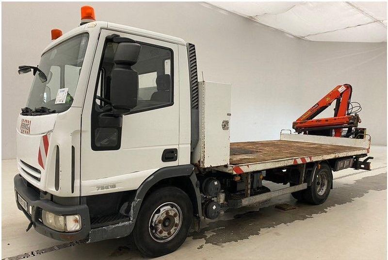 Iveco Eurocargo 75E18 - Camião de caixa aberta/ Plataforma, Caminhão grua: foto 1 Iveco Eurocargo 75E18 - Camião de caixa aberta/ Plataforma, Caminhão grua: foto 1
