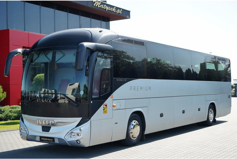 Iveco MAGELYS - Autocarro: foto 2 Iveco MAGELYS - Autocarro: foto 2