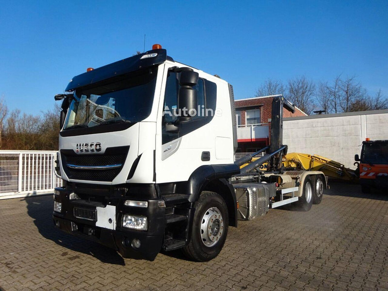 Iveco STRALIS 400 - Hook lift truck - Caminhão polibenne, Caminhão grua: foto 3 Iveco STRALIS 400 - Hook lift truck - Caminhão polibenne, Caminhão grua: foto 3