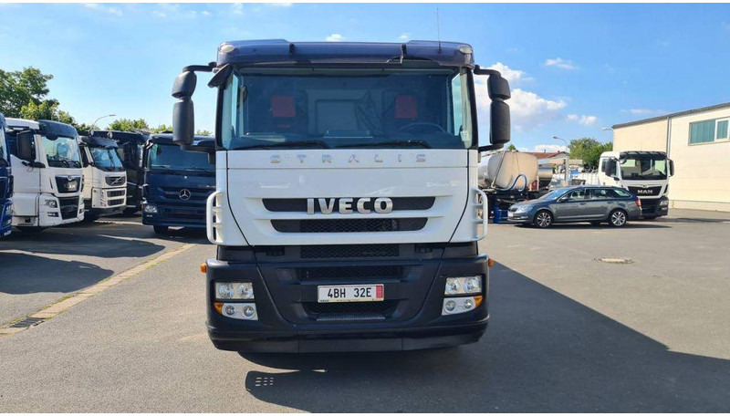 Iveco Stralis 420 6x2 16000 Liter - ohne Saug- und Mes - Caminhão tanque: foto 4 Iveco Stralis 420 6x2 16000 Liter - ohne Saug- und Mes - Caminhão tanque: foto 4