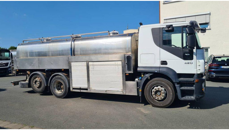 Iveco Stralis 420 6x2 16000 Liter - ohne Saug- und Mes - Caminhão tanque: foto 2 Iveco Stralis 420 6x2 16000 Liter - ohne Saug- und Mes - Caminhão tanque: foto 2