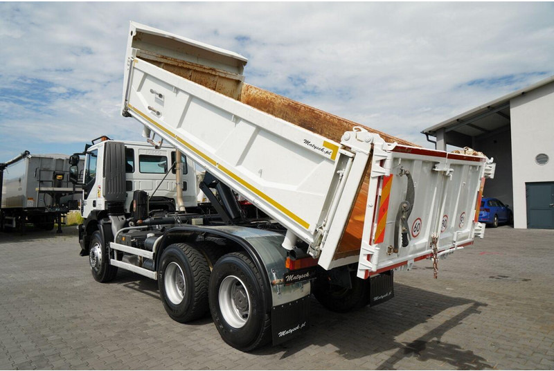 Iveco TRAKKER 360 - Caminhão basculante: foto 4 Iveco TRAKKER 360 - Caminhão basculante: foto 4