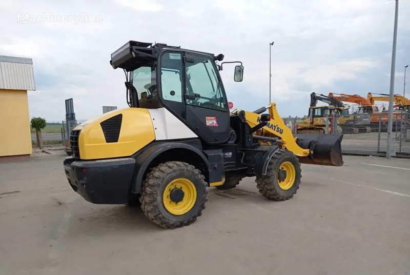 Komatsu WA 90-6 wheel loader - Carregadeira de rodas: foto 5 Komatsu WA 90-6 wheel loader - Carregadeira de rodas: foto 5