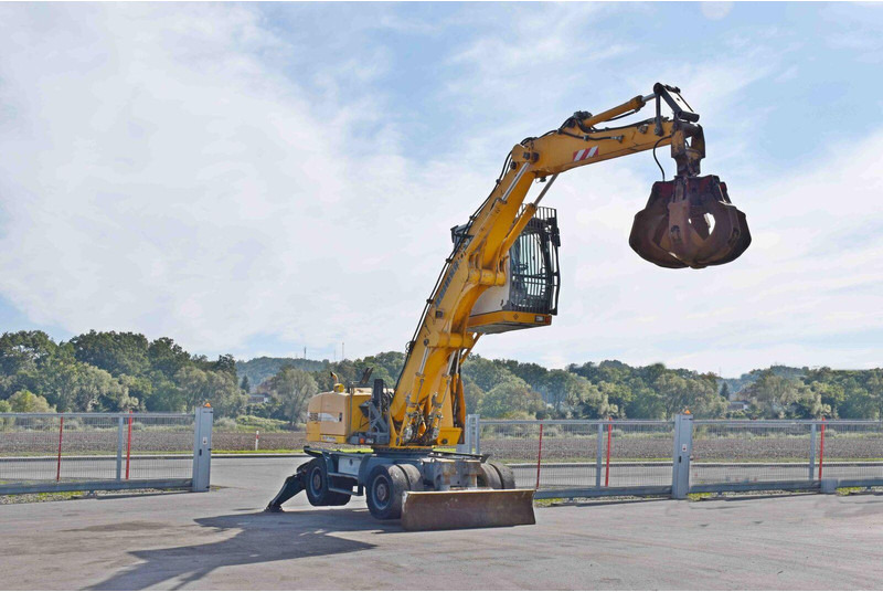 Liebherr PELLE A316 - Escavadeira de rodas: foto 5 Liebherr PELLE A316 - Escavadeira de rodas: foto 5