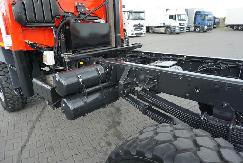 Caminhão chassi MAN LE 220 / 4 X 4 / DOKA / DO ZABUDOWY / KAMPER: foto 10