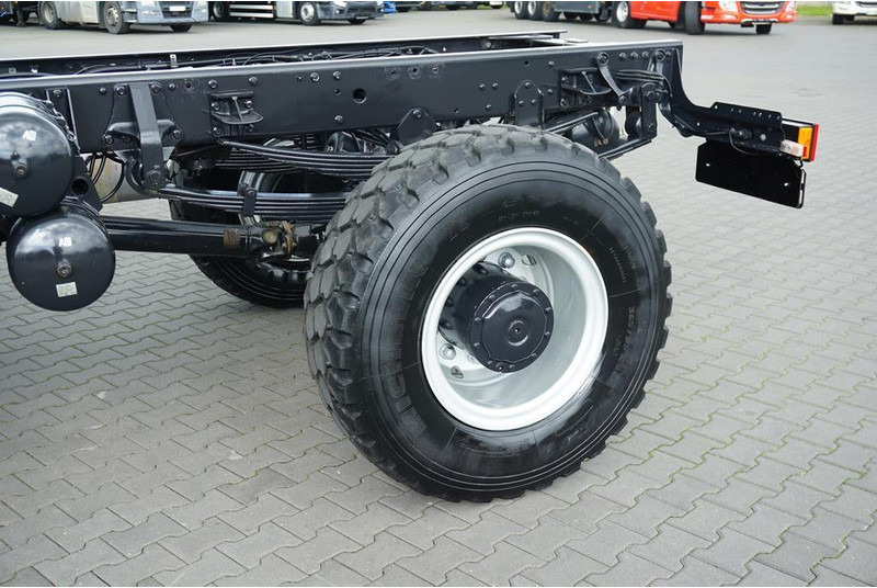 Caminhão chassi MAN LE 220 / 4 X 4 / DOKA / DO ZABUDOWY / KAMPER: foto 19