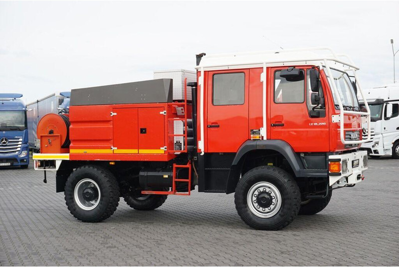 MAN / LE 220 / 4 X 4 / DOKA / STRAŻ POZARNA - Carro de bombeiro: foto 4 MAN / LE 220 / 4 X 4 / DOKA / STRAŻ POZARNA - Carro de bombeiro: foto 4