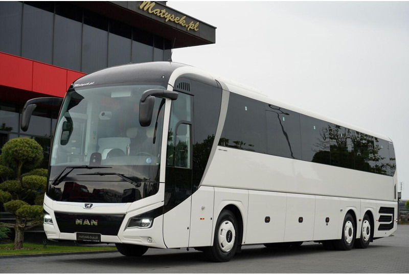 MAN LIONS COACH R08 - Autocarro: foto 2 MAN LIONS COACH R08 - Autocarro: foto 2
