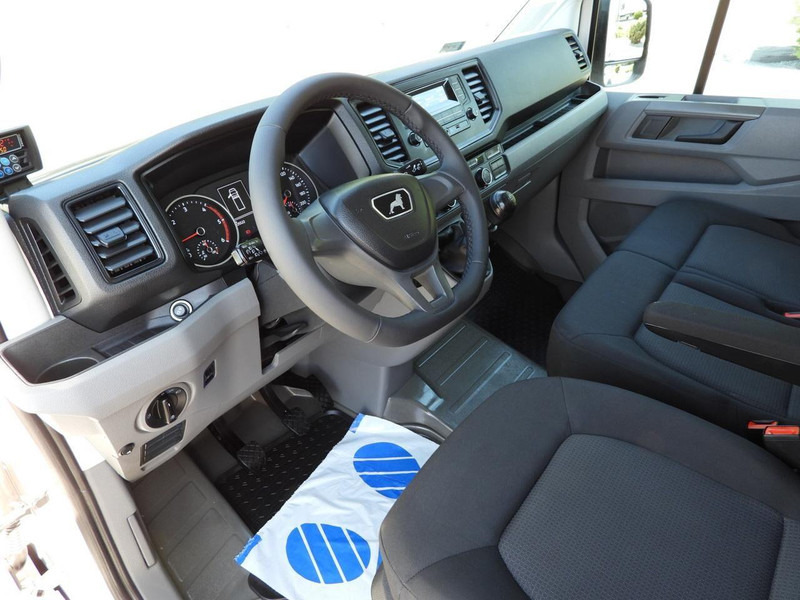 MAN TGE 3.140 CHŁODNIA KONTENER -1*C 8 PALET FUNKCJA GRZANIA TEMPOMA - Carrinha frigorífica: foto 2 MAN TGE 3.140 CHŁODNIA KONTENER -1*C 8 PALET FUNKCJA GRZANIA TEMPOMA - Carrinha frigorífica: foto 2