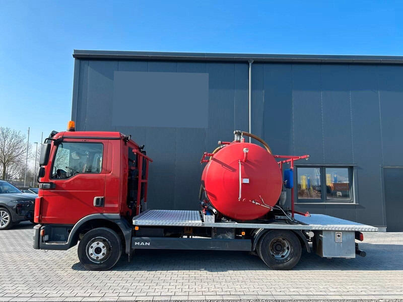 MAN TGL 8.180 - Vacuum truck - Caminhão limpa fossa: foto 4 MAN TGL 8.180 - Vacuum truck - Caminhão limpa fossa: foto 4