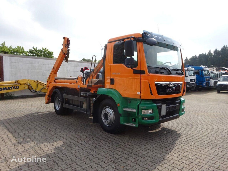 MAN TGM 18.340 Skip loader - Caminhão multibenne: foto 5 MAN TGM 18.340 Skip loader - Caminhão multibenne: foto 5
