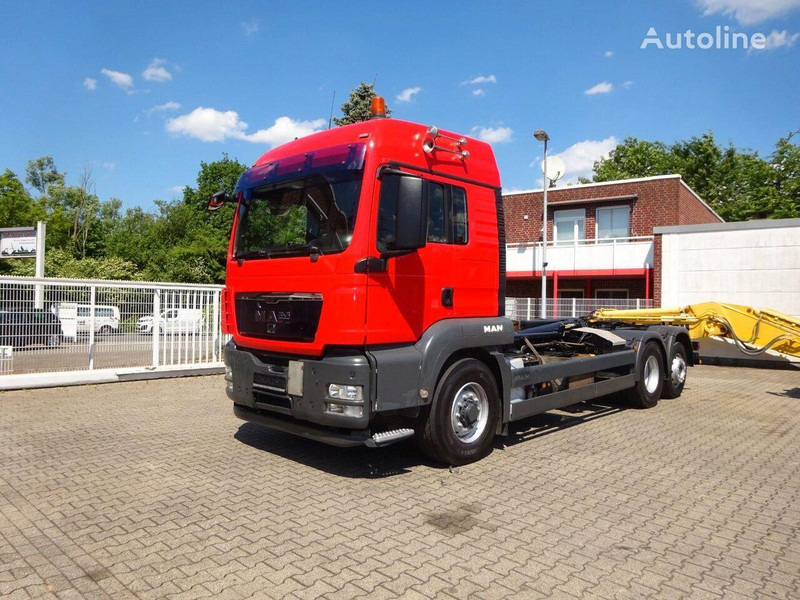 MAN TGS 26.480 Hook lift truck 6x2 - Caminhão polibenne: foto 2 MAN TGS 26.480 Hook lift truck 6x2 - Caminhão polibenne: foto 2