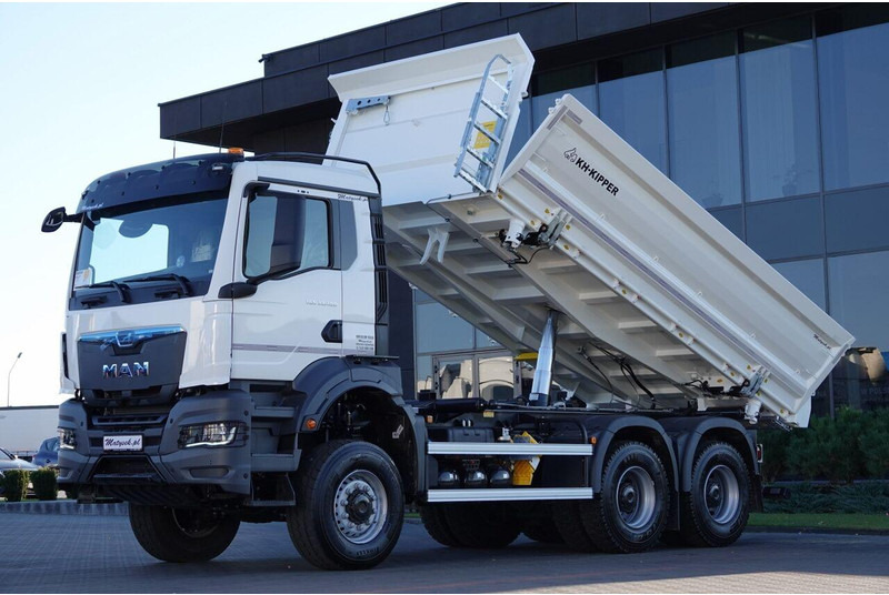 MAN TGS 33.TGS 33.480 / 6X6 / WYWROTKA 3 STRONNA / BORDMATIC / KH KI - Caminhão basculante: foto 1 MAN TGS 33.TGS 33.480 / 6X6 / WYWROTKA 3 STRONNA / BORDMATIC / KH KI - Caminhão basculante: foto 1