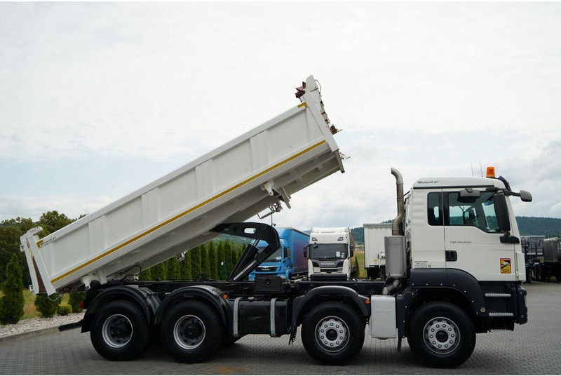 MAN TGS 35.440 / 8X4 / WYWROTKA 2 STR. / HYDROBURTA / BORDMATIC / ZA - Caminhão basculante: foto 5 MAN TGS 35.440 / 8X4 / WYWROTKA 2 STR. / HYDROBURTA / BORDMATIC / ZA - Caminhão basculante: foto 5