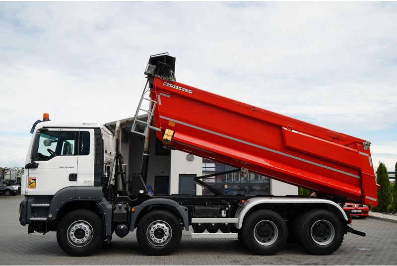 MAN TGS 35.460 / 8X4 / WYWROTKA TYLNOZSYPOWA / HYDROKLAPA / 2018 ROK - Caminhão basculante: foto 2 MAN TGS 35.460 / 8X4 / WYWROTKA TYLNOZSYPOWA / HYDROKLAPA / 2018 ROK - Caminhão basculante: foto 2