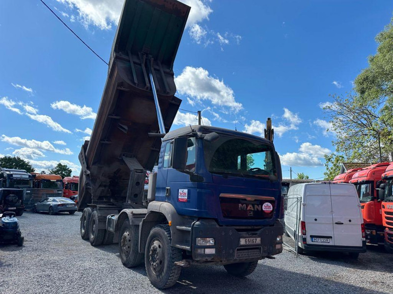 MAN TGS 41.440 8x4 BB - Caminhão basculante: foto 2 MAN TGS 41.440 8x4 BB - Caminhão basculante: foto 2