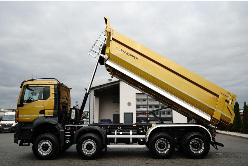 MAN TGS 41.480 / 8X8 / WYWROTKA / AUTOMAT / FABRYCZNIE NOWY / BOGATE - Caminhão basculante: foto 2 MAN TGS 41.480 / 8X8 / WYWROTKA / AUTOMAT / FABRYCZNIE NOWY / BOGATE - Caminhão basculante: foto 2