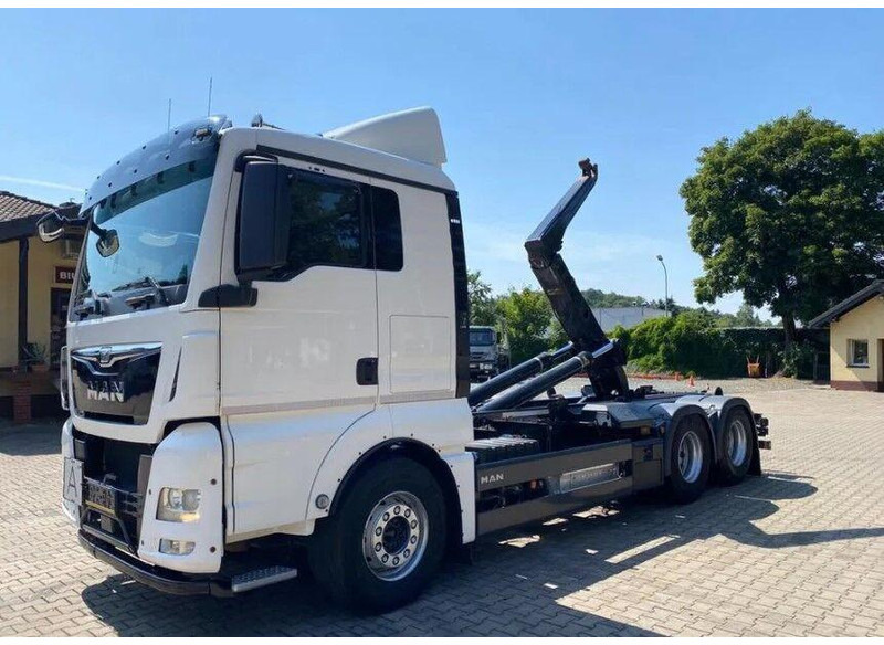 MAN TGX 26.440 - Caminhão polibenne: foto 1 MAN TGX 26.440 - Caminhão polibenne: foto 1
