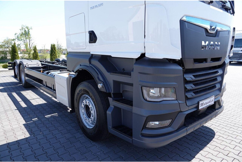 Caminhão chassi nuevo MAN TGX 26.520 / 6x2 / RAMA DŁ. 9,1M / OŚ PODNOSZONA / SKRĘTNA / DO: foto 10 Caminhão chassi nuevo MAN TGX 26.520 / 6x2 / RAMA DŁ. 9,1M / OŚ PODNOSZONA / SKRĘTNA / DO: foto 10