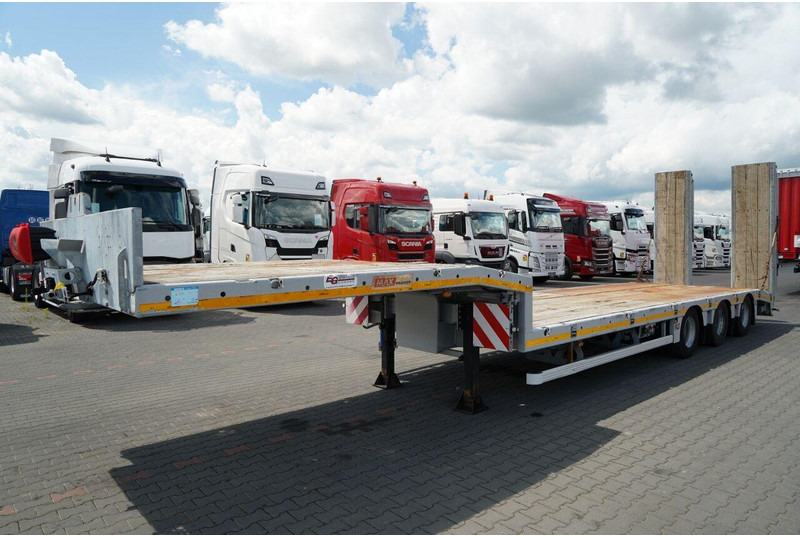 Max Trailer NACZEPA LAWETA / NISKOPODWOZIOWA / 12,35 M / NAJAZDY HYDRAULICZN - Semireboque baixa: foto 4 Max Trailer NACZEPA LAWETA / NISKOPODWOZIOWA / 12,35 M / NAJAZDY HYDRAULICZN - Semireboque baixa: foto 4