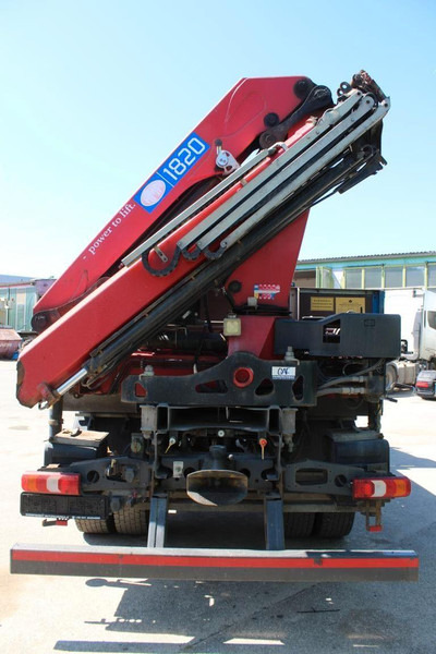 Mercedes-Benz 1848 4x4 Crane HMF 1820 - Camião de caixa aberta/ Plataforma, Caminhão grua: foto 5 Mercedes-Benz 1848 4x4 Crane HMF 1820 - Camião de caixa aberta/ Plataforma, Caminhão grua: foto 5