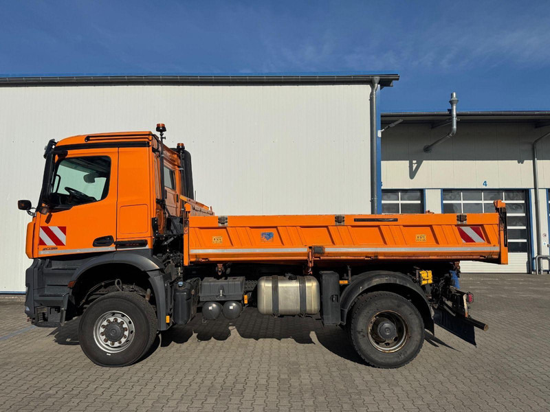 Mercedes-Benz 2036 AK 4x4 3-Way Meiller Tipper Crane HIAB XS088BS-2HiDuo - Caminhão basculante, Caminhão grua: foto 2 Mercedes-Benz 2036 AK 4x4 3-Way Meiller Tipper Crane HIAB XS088BS-2HiDuo - Caminhão basculante, Caminhão grua: foto 2