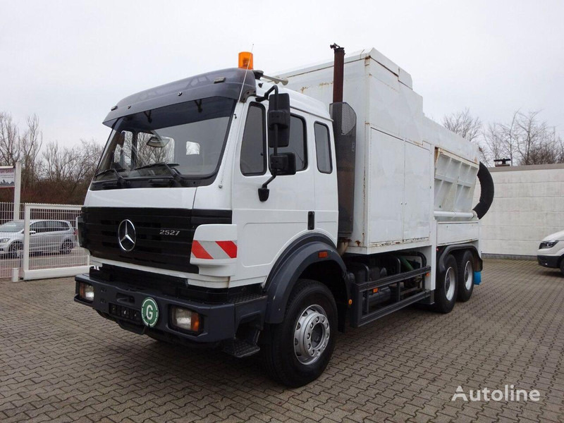 Mercedes-Benz 2527 - Vacuum truck 6x4 - Caminhão limpa fossa: foto 1 Mercedes-Benz 2527 - Vacuum truck 6x4 - Caminhão limpa fossa: foto 1