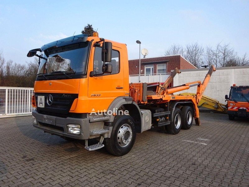 Mercedes-Benz 2633 Axor - Skip loader - Caminhão multibenne: foto 3 Mercedes-Benz 2633 Axor - Skip loader - Caminhão multibenne: foto 3