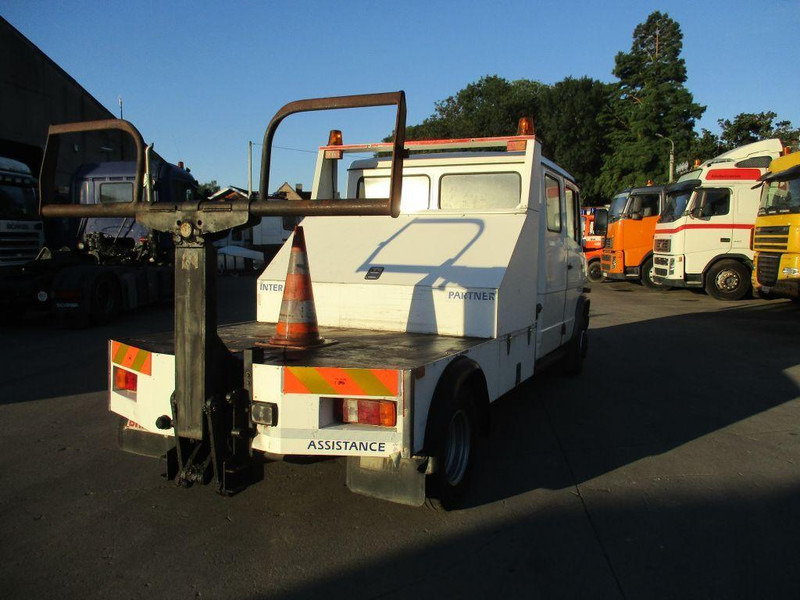 Mercedes-Benz 711D - Doka towing truck - Caminhão reboque: foto 3 Mercedes-Benz 711D - Doka towing truck - Caminhão reboque: foto 3