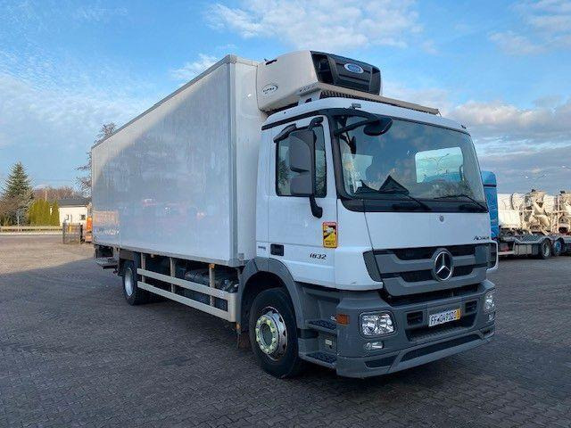 Mercedes-Benz ACTROS 1832 - Caminhão frigorífico: foto 2 Mercedes-Benz ACTROS 1832 - Caminhão frigorífico: foto 2