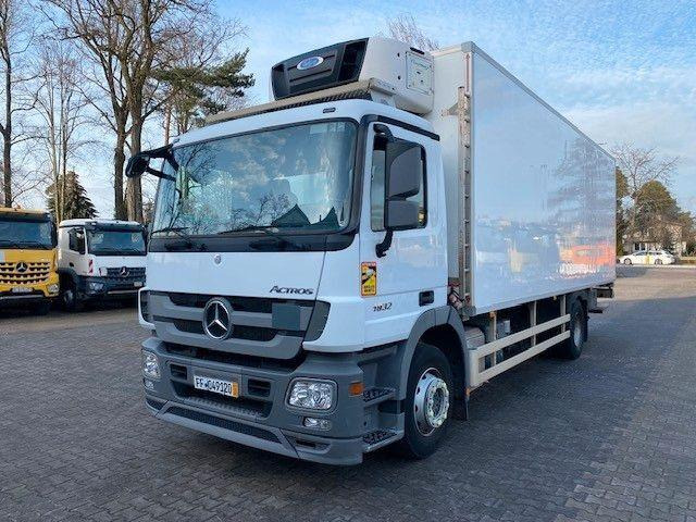 Mercedes-Benz ACTROS 1832 - Caminhão frigorífico: foto 3 Mercedes-Benz ACTROS 1832 - Caminhão frigorífico: foto 3