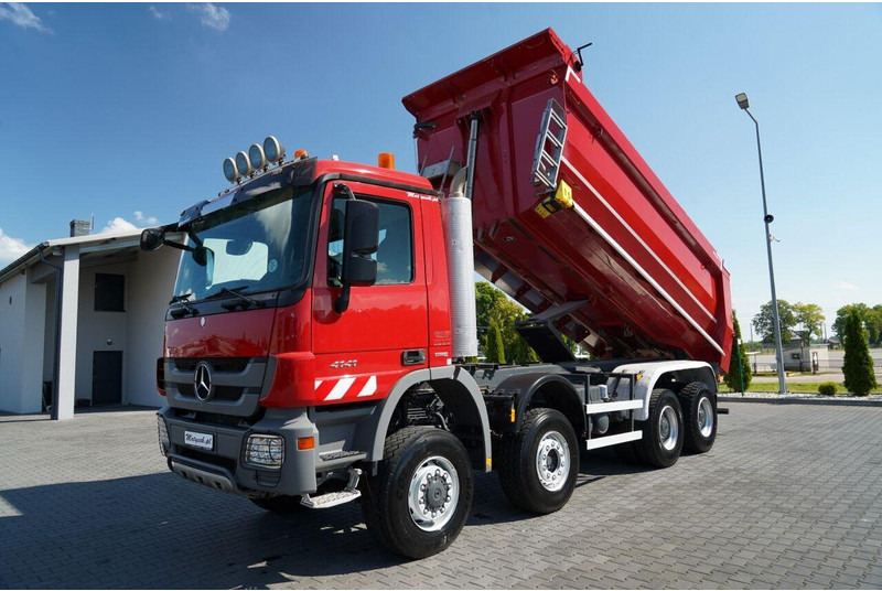 Mercedes-Benz ACTROS 4141 / 8X6 / WYWROTKA TYLNOZSYPOWA / MEILLER KIPPER 5.3M - Caminhão basculante: foto 2 Mercedes-Benz ACTROS 4141 / 8X6 / WYWROTKA TYLNOZSYPOWA / MEILLER KIPPER 5.3M - Caminhão basculante: foto 2