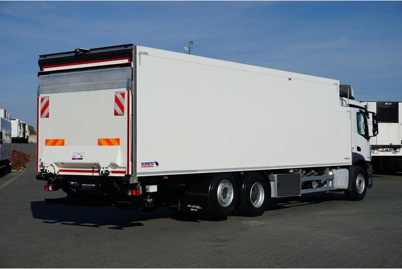 Mercedes-Benz ANTOS / 2535 / EURO 6 / CHŁODNIA + WINDA / 23 PALETY / OŚ SKRĘTN - Caminhão frigorífico: foto 5 Mercedes-Benz ANTOS / 2535 / EURO 6 / CHŁODNIA + WINDA / 23 PALETY / OŚ SKRĘTN - Caminhão frigorífico: foto 5