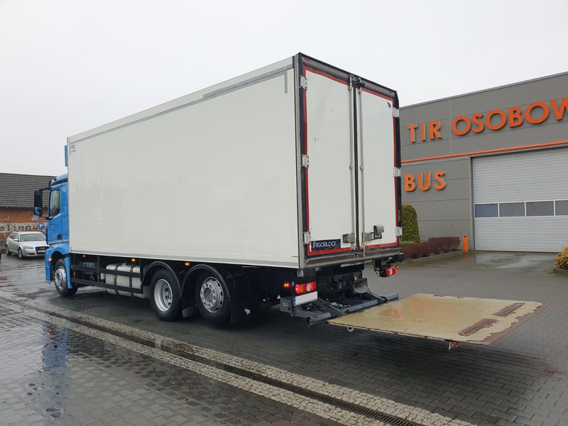 Mercedes-Benz ANTOS 2540 REFRIGERATOR + LIFT + SIDE DOOR - Caminhão frigorífico: foto 3 Mercedes-Benz ANTOS 2540 REFRIGERATOR + LIFT + SIDE DOOR - Caminhão frigorífico: foto 3