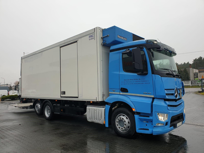 Mercedes-Benz ANTOS 2540 REFRIGERATOR + LIFT + SIDE DOOR - Caminhão frigorífico: foto 5 Mercedes-Benz ANTOS 2540 REFRIGERATOR + LIFT + SIDE DOOR - Caminhão frigorífico: foto 5