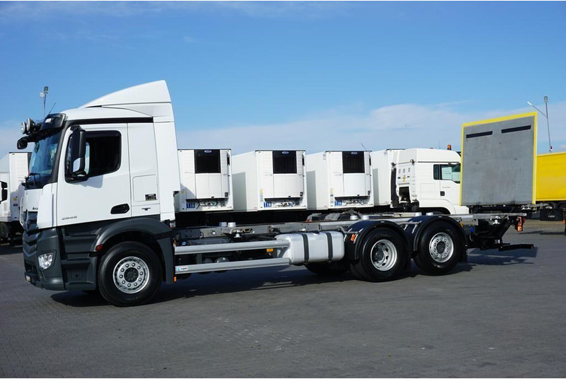 Mercedes-Benz ANTOS / 2545 / ACC / E 6 / BDF + WINDA / 7.15 , 7.45, 7.82 M / O - Caminhão chassi: foto 3 Mercedes-Benz ANTOS / 2545 / ACC / E 6 / BDF + WINDA / 7.15 , 7.45, 7.82 M / O - Caminhão chassi: foto 3