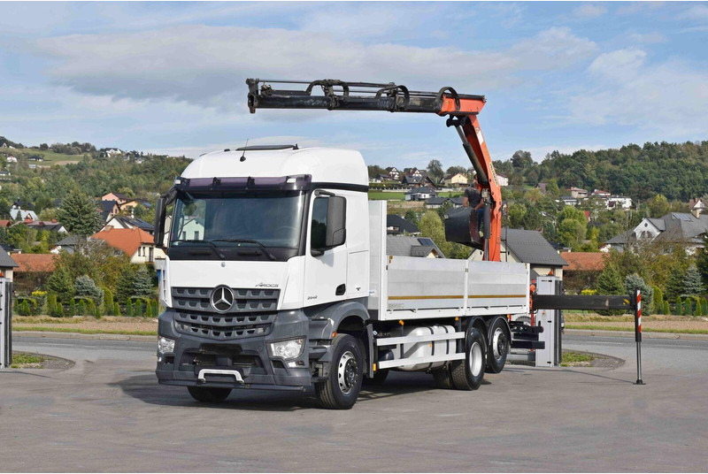 Mercedes-Benz AROCS 2542 - Camião de caixa aberta/ Plataforma, Caminhão grua: foto 2 Mercedes-Benz AROCS 2542 - Camião de caixa aberta/ Plataforma, Caminhão grua: foto 2