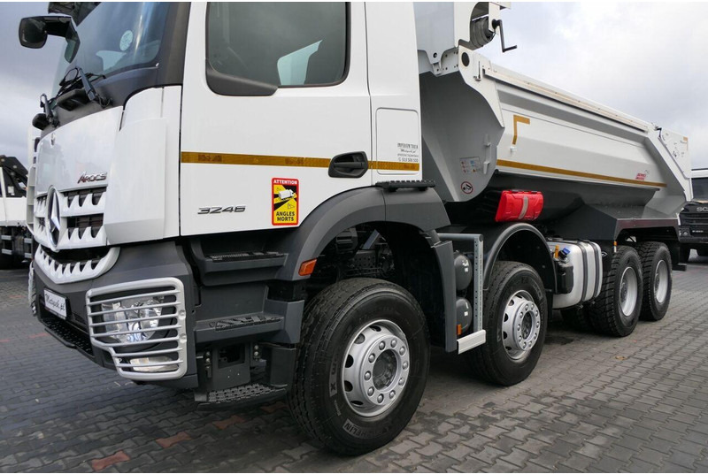 Caminhão basculante Mercedes-Benz AROCS 3246 / 8x4 / WYWROTKA / TYLNOZSYP / EURO 6 / OPONY 100 %: foto 9 Caminhão basculante Mercedes-Benz AROCS 3246 / 8x4 / WYWROTKA / TYLNOZSYP / EURO 6 / OPONY 100 %: foto 9