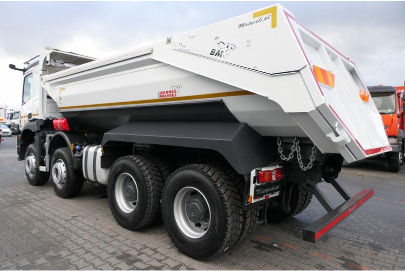 Caminhão basculante Mercedes-Benz AROCS 3246 / 8x4 / WYWROTKA / TYLNOZSYP / EURO 6 / OPONY 100 %: foto 10 Caminhão basculante Mercedes-Benz AROCS 3246 / 8x4 / WYWROTKA / TYLNOZSYP / EURO 6 / OPONY 100 %: foto 10