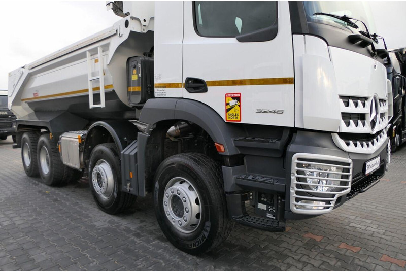 Caminhão basculante Mercedes-Benz AROCS 3246 / 8x4 / WYWROTKA / TYLNOZSYP / EURO 6 / OPONY 100 %: foto 15 Caminhão basculante Mercedes-Benz AROCS 3246 / 8x4 / WYWROTKA / TYLNOZSYP / EURO 6 / OPONY 100 %: foto 15