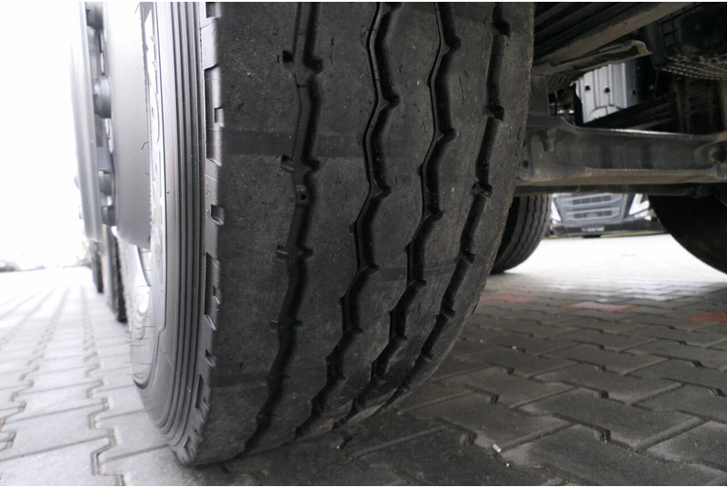 Caminhão basculante Mercedes-Benz AROCS 3246 / 8x4 / WYWROTKA / TYLNOZSYP / EURO 6 / OPONY 100 %: foto 18 Caminhão basculante Mercedes-Benz AROCS 3246 / 8x4 / WYWROTKA / TYLNOZSYP / EURO 6 / OPONY 100 %: foto 18