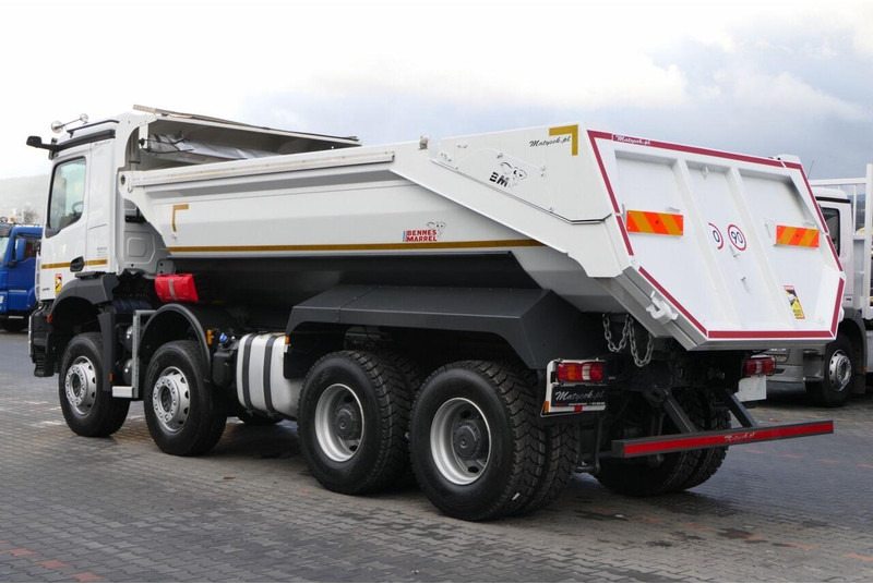 Caminhão basculante Mercedes-Benz AROCS 3246 / 8x4 / WYWROTKA / TYLNOZSYP / EURO 6 / OPONY 100 %: foto 11 Caminhão basculante Mercedes-Benz AROCS 3246 / 8x4 / WYWROTKA / TYLNOZSYP / EURO 6 / OPONY 100 %: foto 11