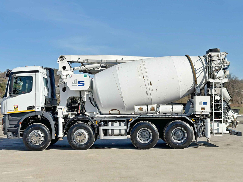 Mercedes-Benz AROCS 3743 * Betonpumpe + FUNK * 8x4 * TOP - Caminhão betoneira: foto 4 Mercedes-Benz AROCS 3743 * Betonpumpe + FUNK * 8x4 * TOP - Caminhão betoneira: foto 4